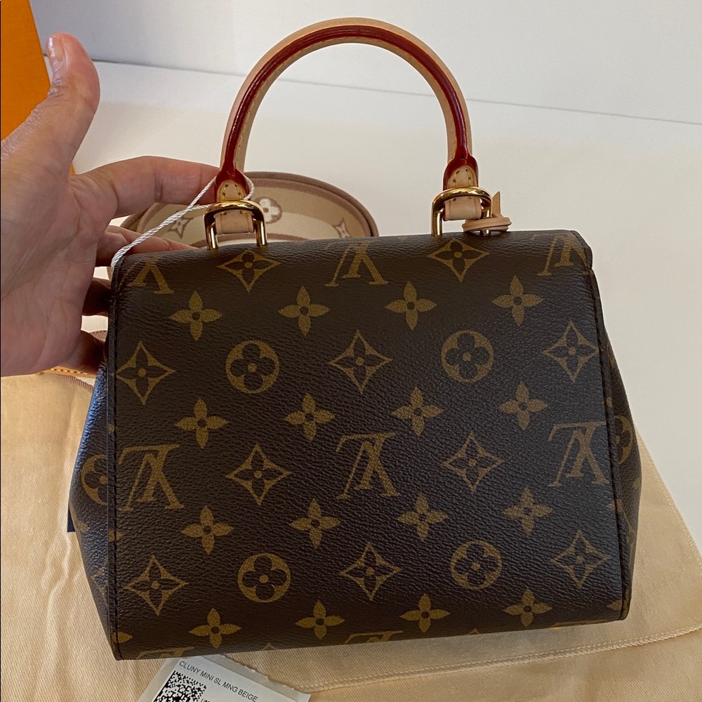 Louis Vuitton cluny mini beige - Picture 4 of 17